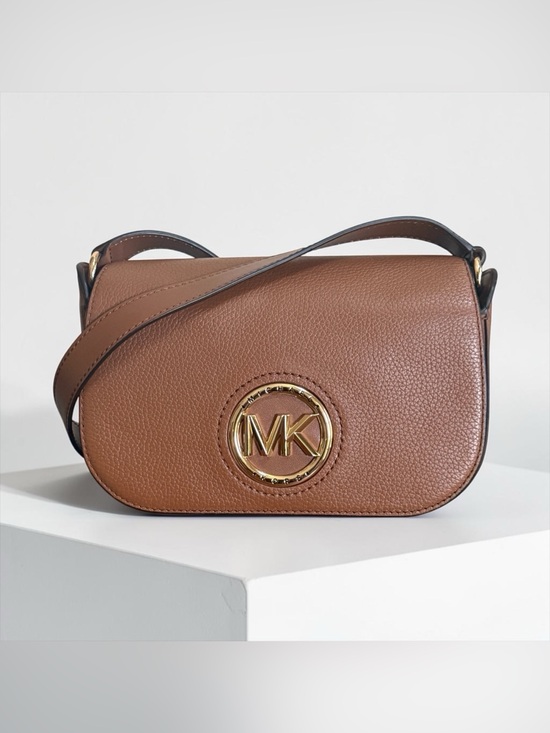 MICHAEL Michael Kors Handbags - MICHAEL Michael Kors Samira Chestnut Brown Pebbled Leather MK Crossbody Bag! EUC